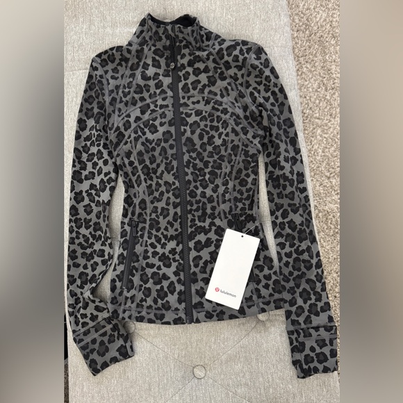 lululemon Define Jacket Nulu - Picture 2 of 5